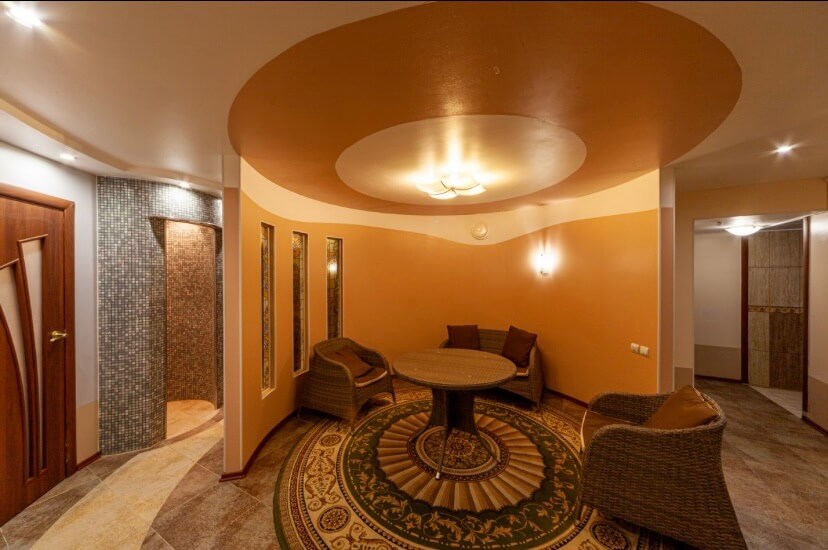 Электрическая сауна с комнатой отдыха  турецкая парная, купель.